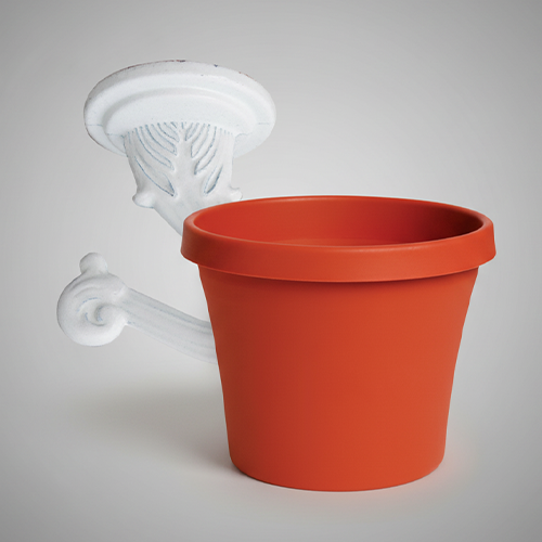 PLANTERS &amp; ACCESSORIES